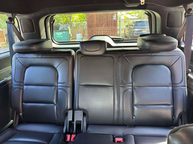Used 2020 Lincoln Navigator L Reserve w/ Equipment Group 208A Reserve AWD/4WD image 15