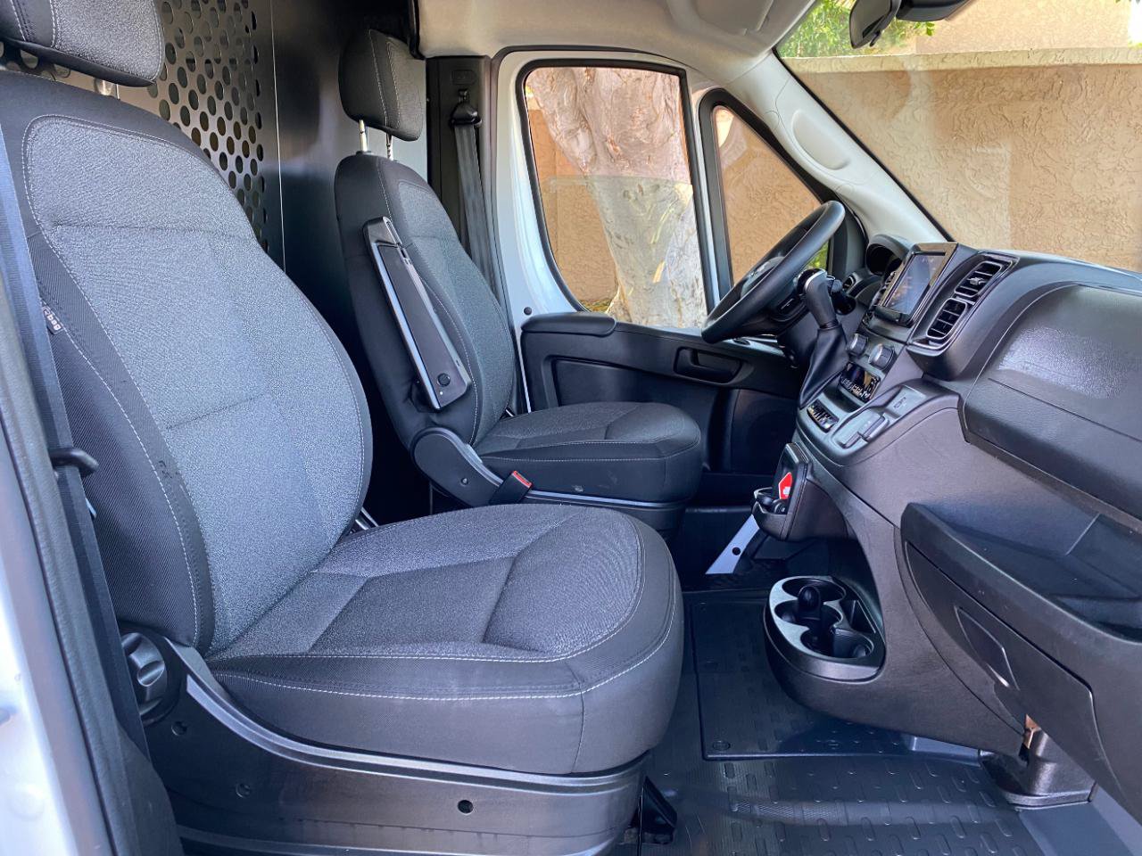 Used 2025 RAM ProMaster 2500 w/ U-Haul Equipment Group FWD image 37