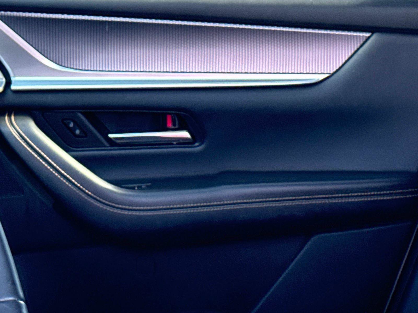 Certified 2024 MAZDA CX-90 Plug-In Hybrid w/ Preferred image 23