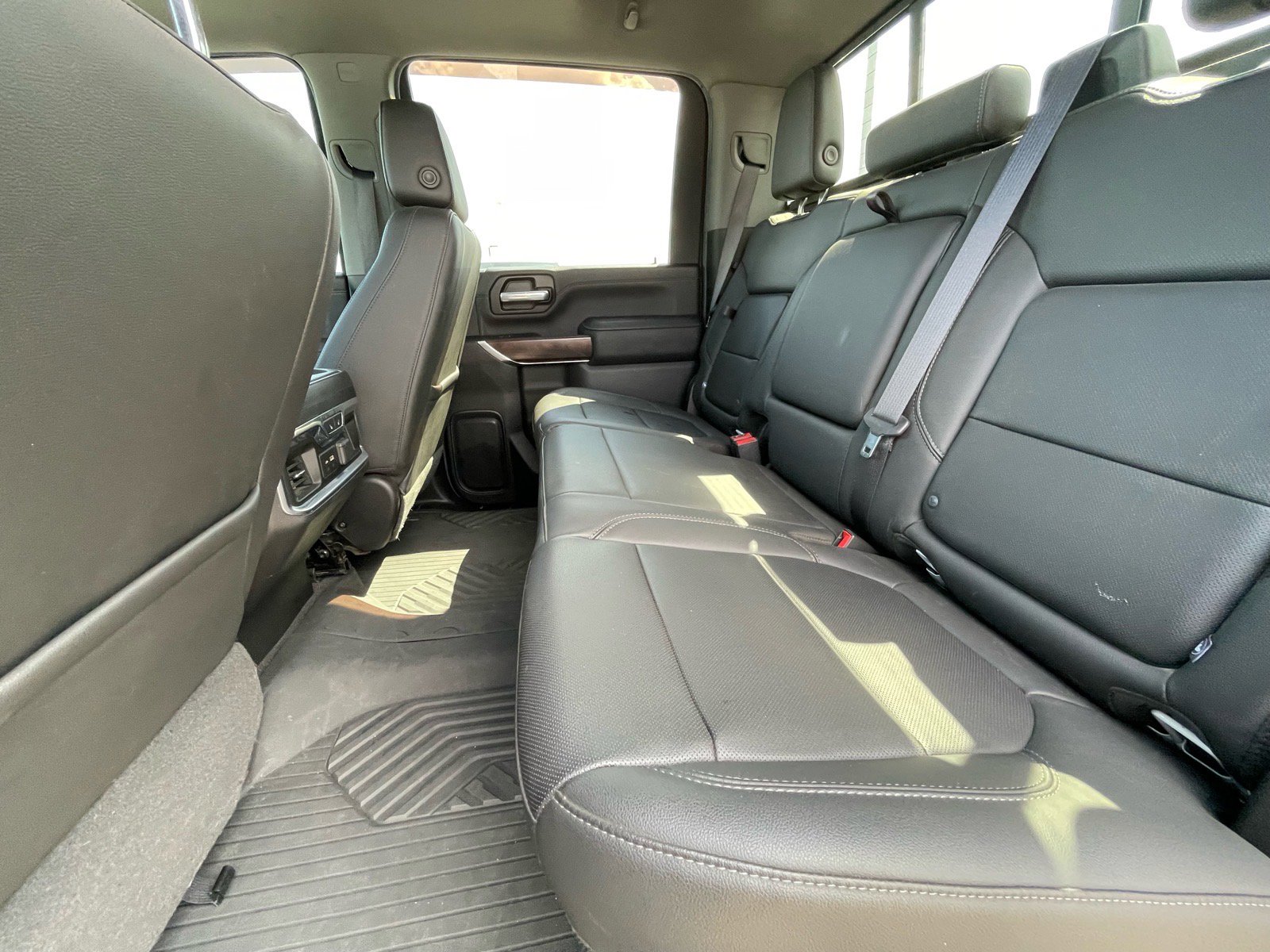 Used 2020 GMC Sierra 2500 SLT w/ SLT Premium Plus Package AWD/4WD image 18