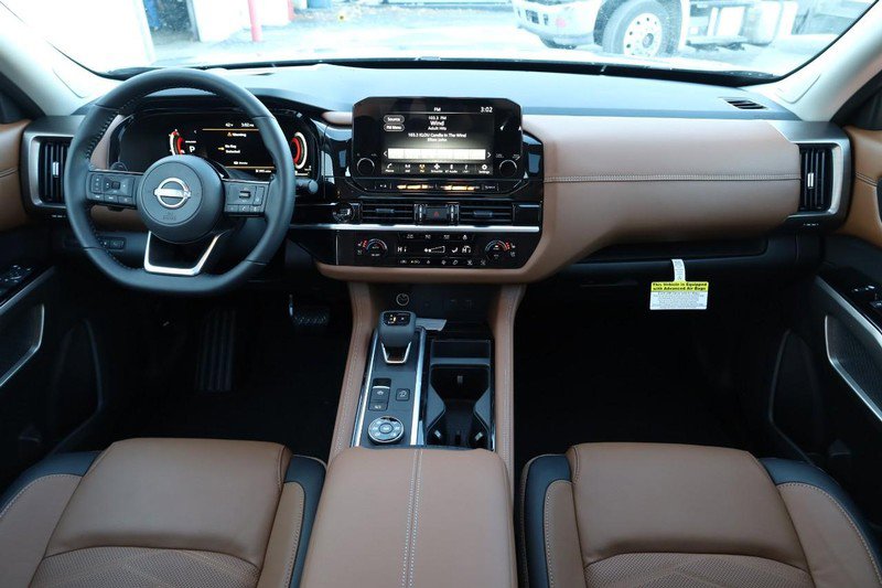 New 2025 Nissan Pathfinder Platinum w/ Cargo Package image 28