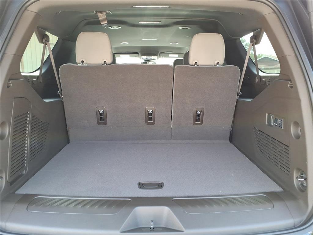 New 2026 GMC Yukon XL Elevation image 9
