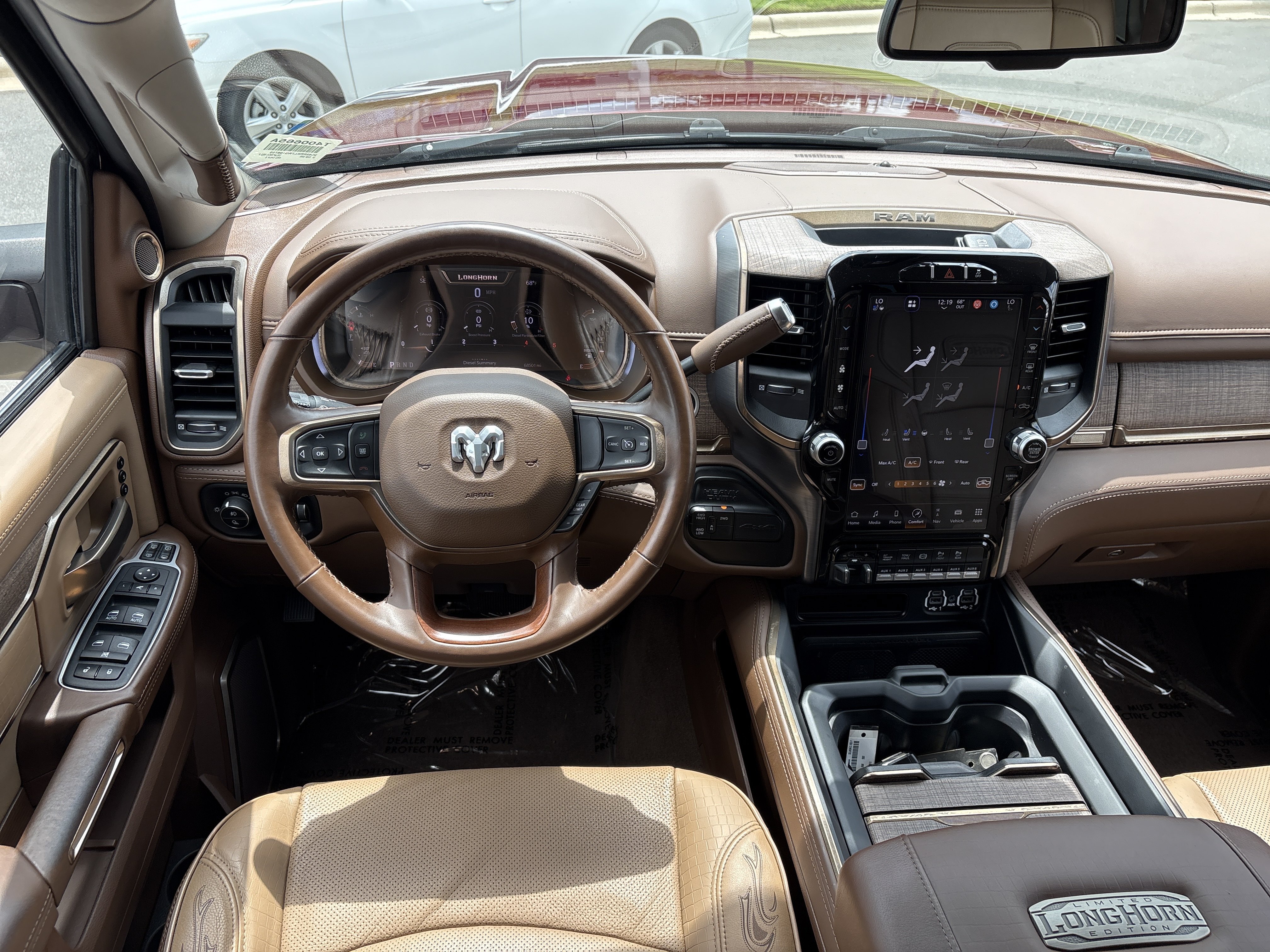 Used 2024 RAM 3500 Limited AWD/4WD image 19
