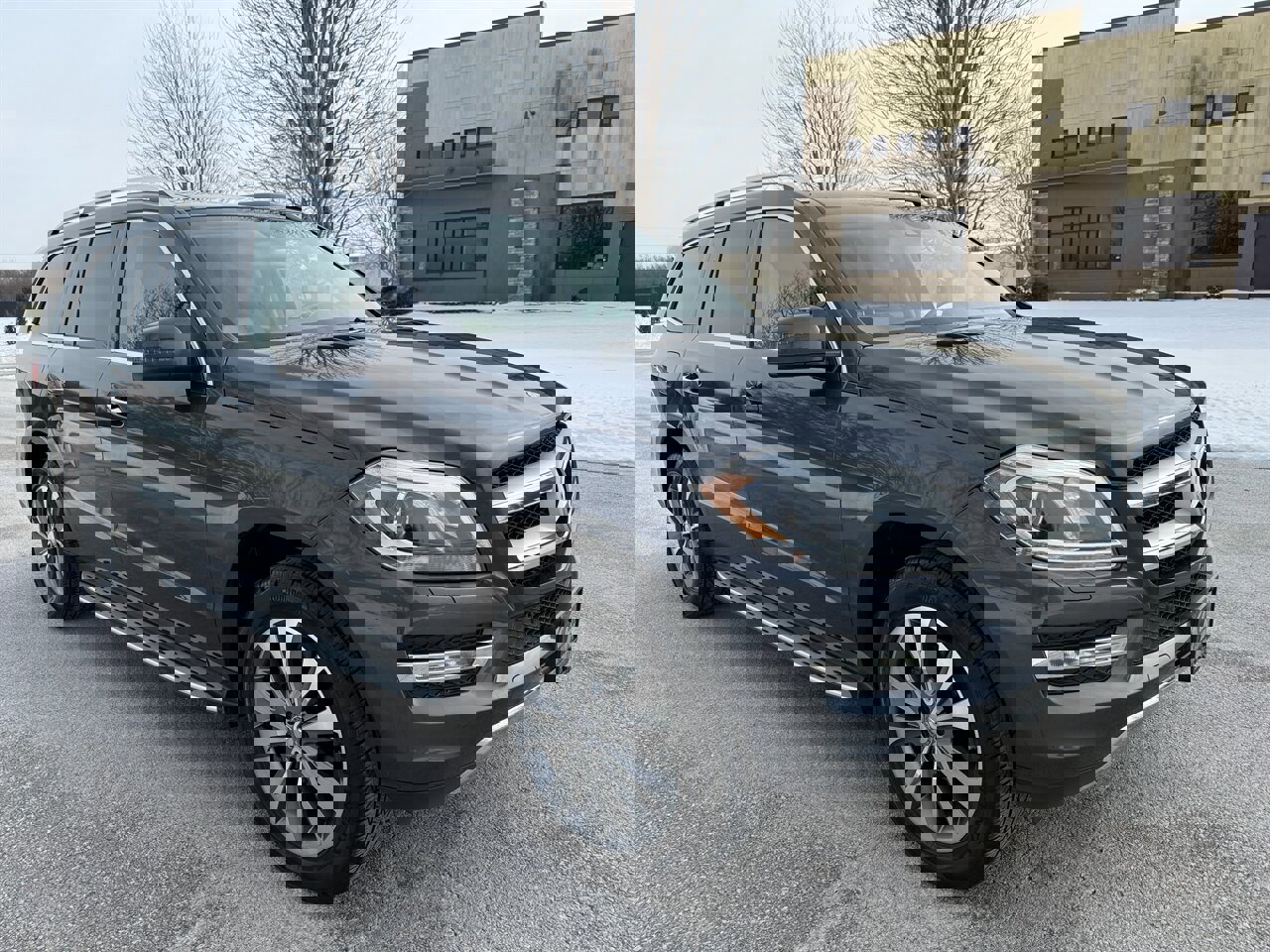 Used 2016 Mercedes-Benz GL 450 4MATIC image 4