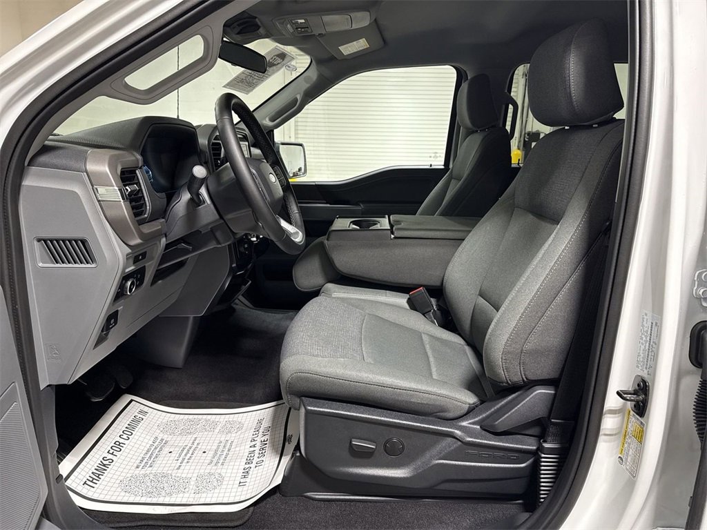 Used 2025 Ford F150 XLT w/ Equipment Group 301A Standard image 18