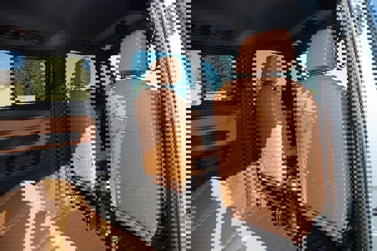 Used 2025 Volkswagen ID. Buzz Pro S image 17