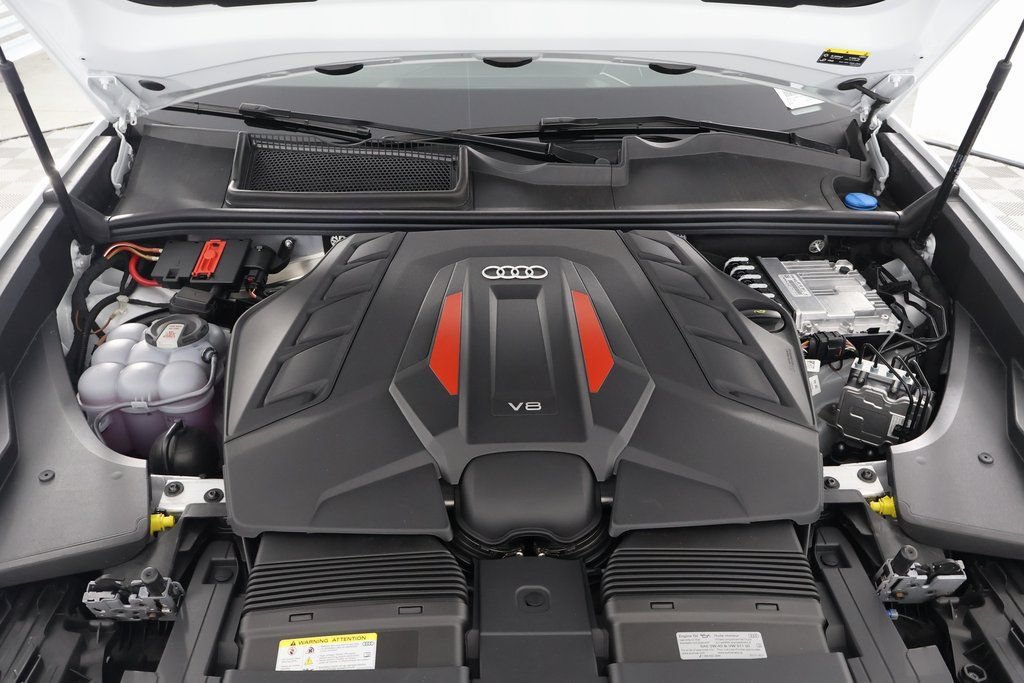 New 2026 Audi SQ8 Prestige AWD/4WD image 9