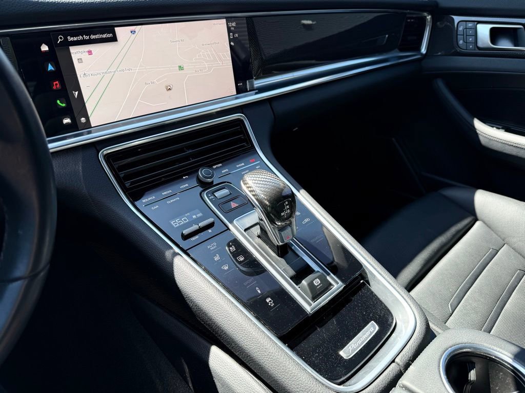 Used 2023 Porsche Panamera 4 Platinum Edition image 17