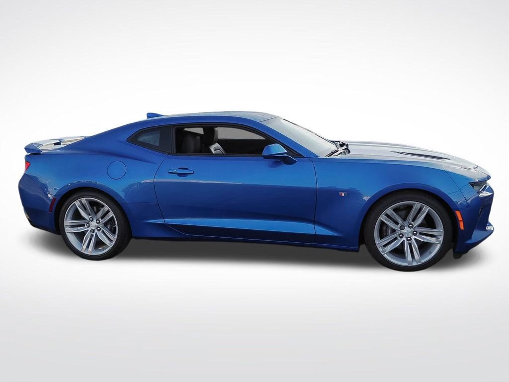 Used 2018 Chevrolet Camaro SS RWD image 5