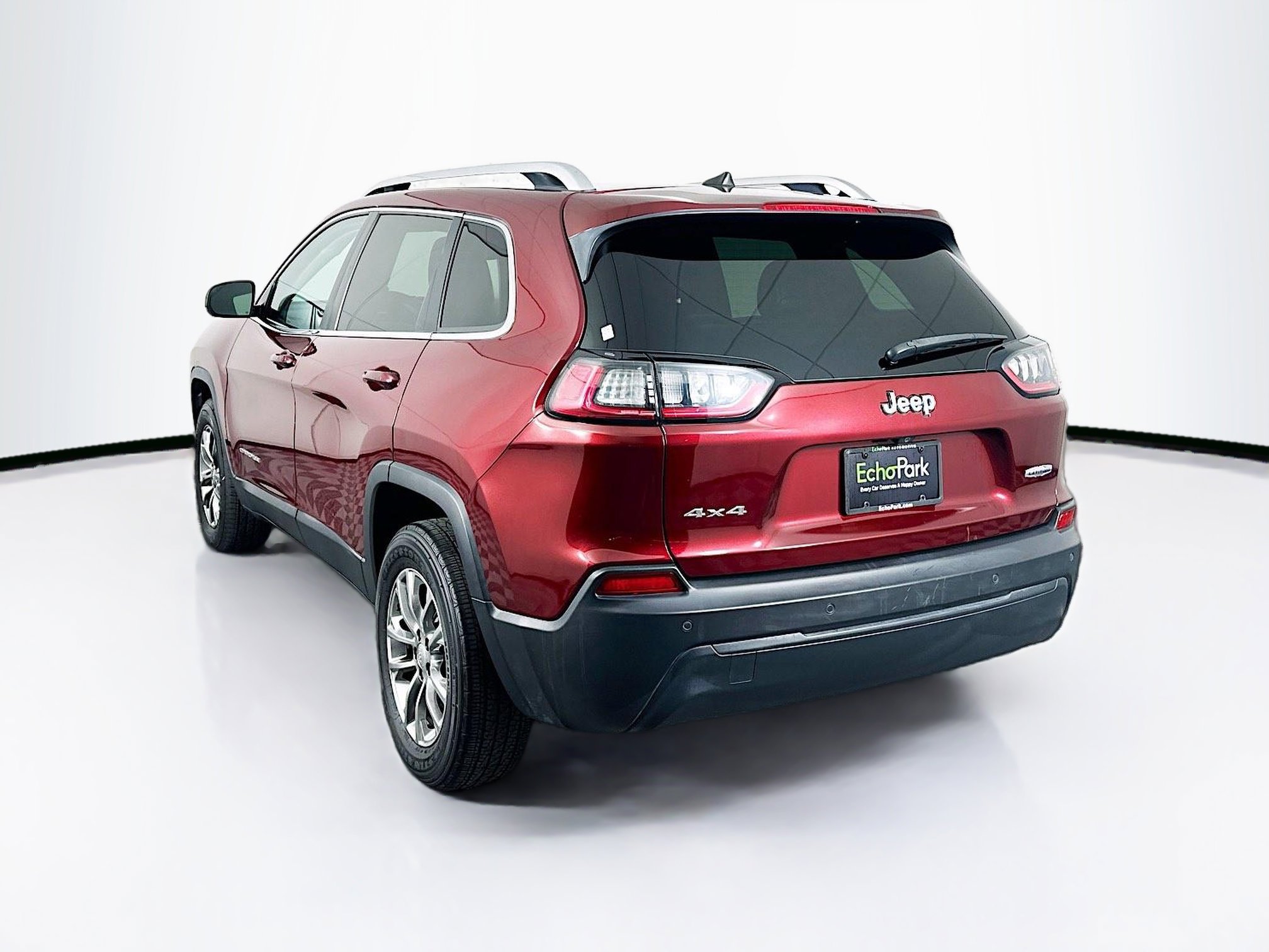 Used 2019 Jeep Cherokee Latitude Plus w/ Comfort/Convenience Group image 5