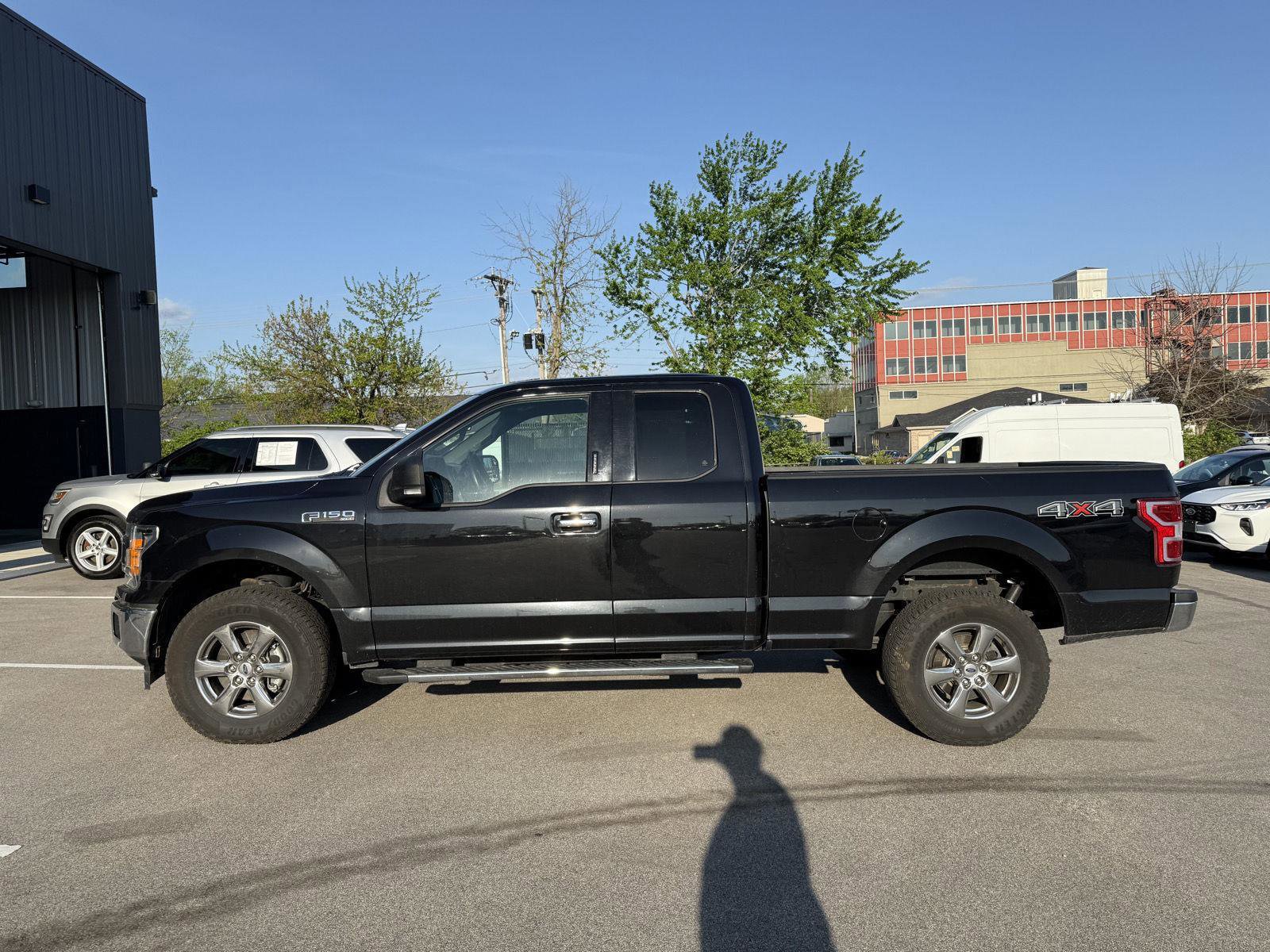 Used 2020 Ford F150 XLT w/ Equipment Group 302A Luxury AWD/4WD image 6