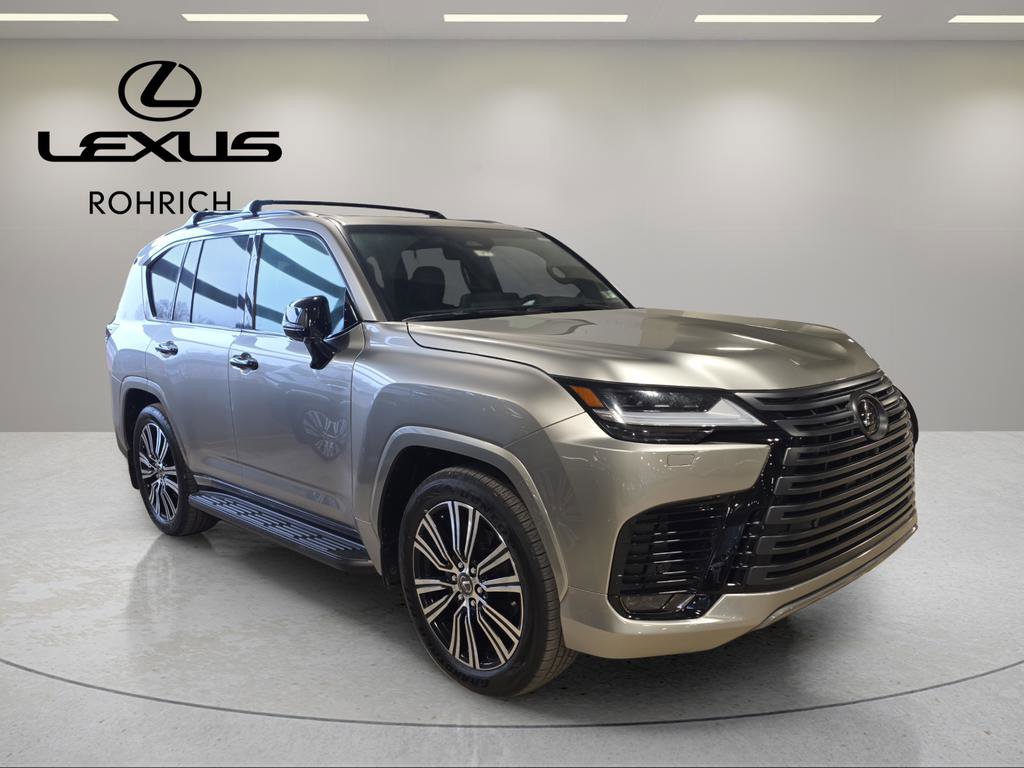 New 2025 Lexus LX 600 4WD w/ Luxury Package image 3