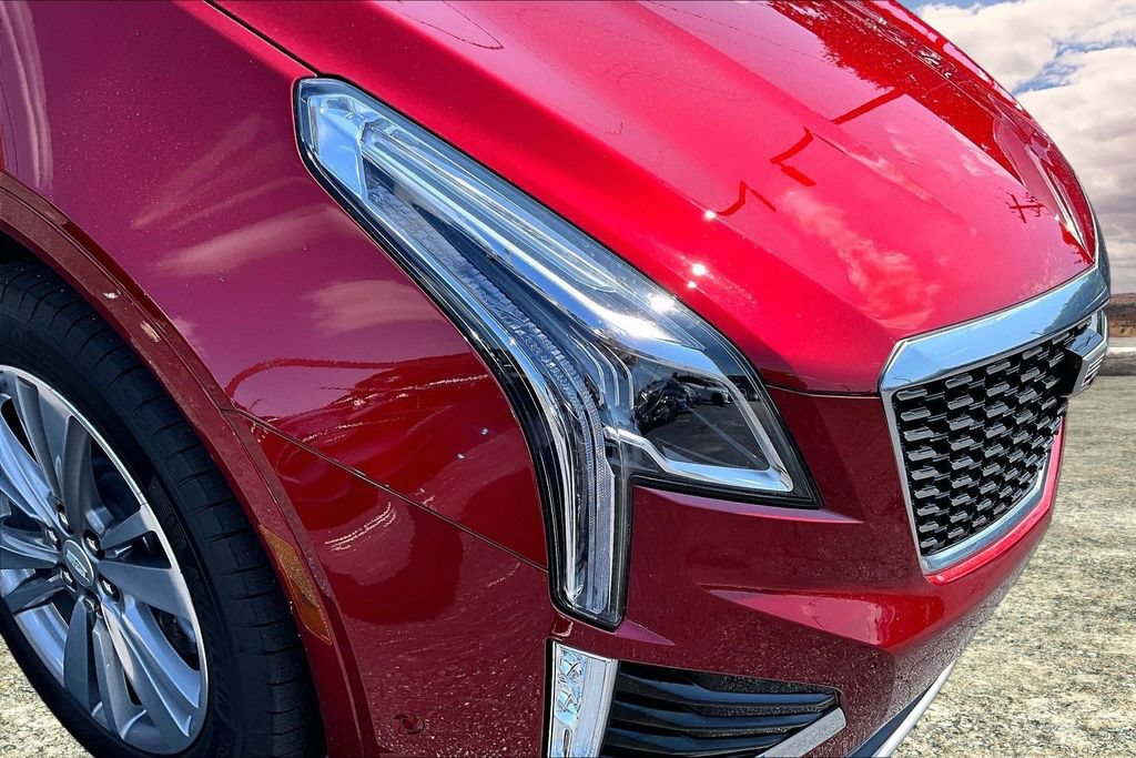 Certified 2026 Cadillac XT5 Premium Luxury w/ Driver Assist Package AWD/4WD image 32