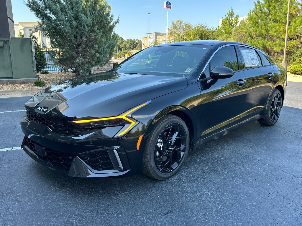 New 2027 Kia K5 GT-Line FWD image 3
