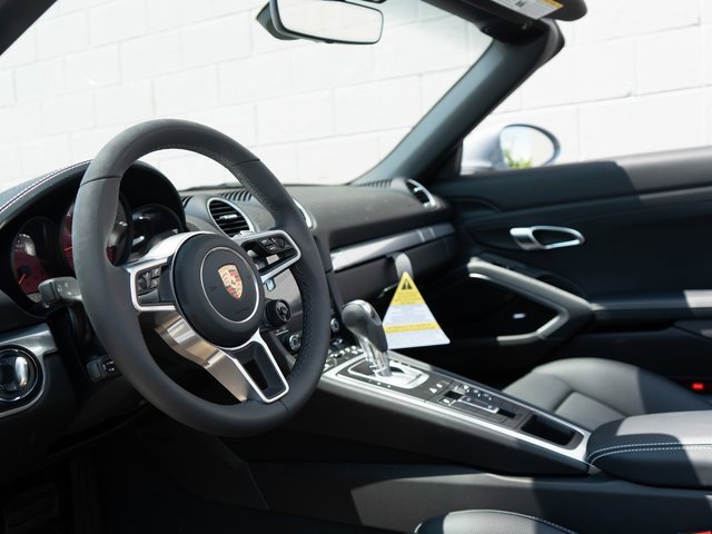 New 2025 Porsche 718 Boxster image 4
