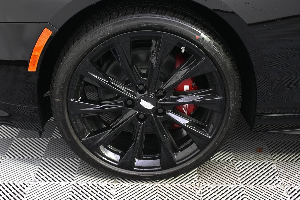 New 2026 Cadillac CT4 V w/ LPO, ONYX Package image 20
