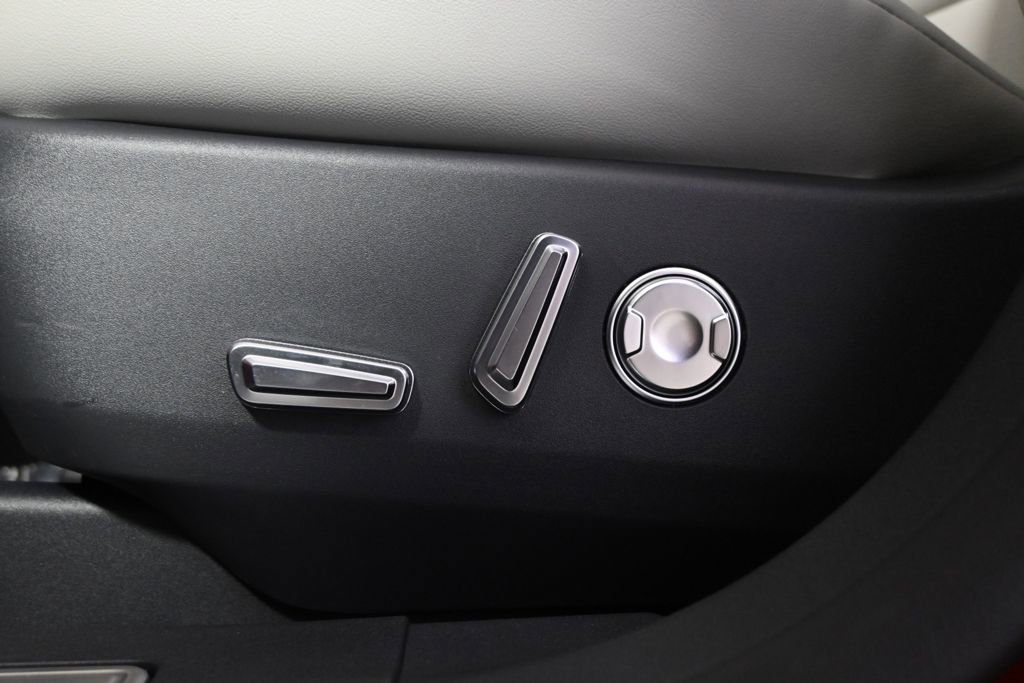 New 2026 Lincoln Nautilus Premier w/ Equipment Group 102A image 14