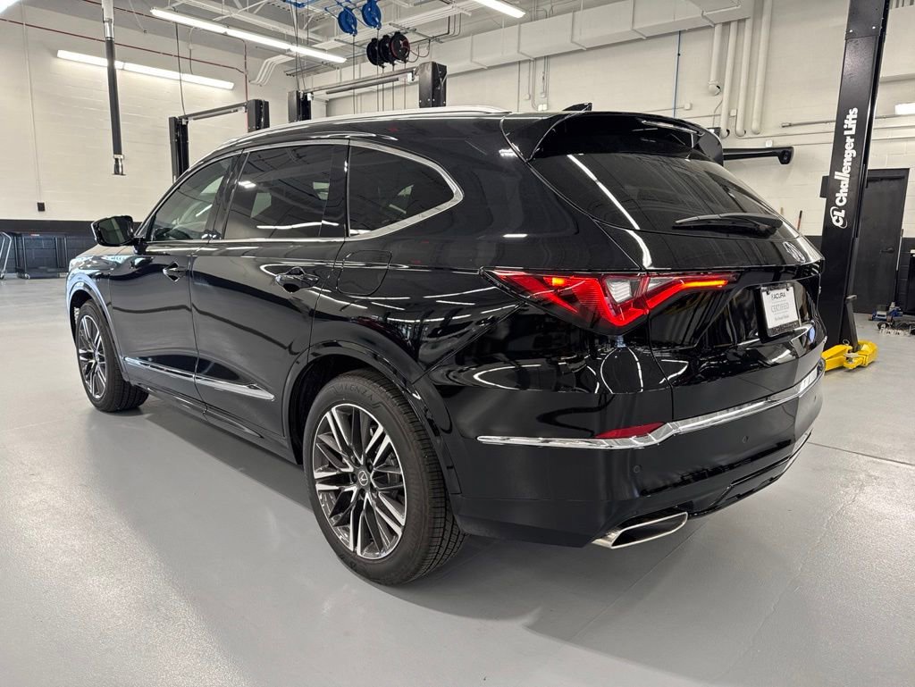 Used 2026 Acura MDX SH-AWD w/ Advance Package image 5