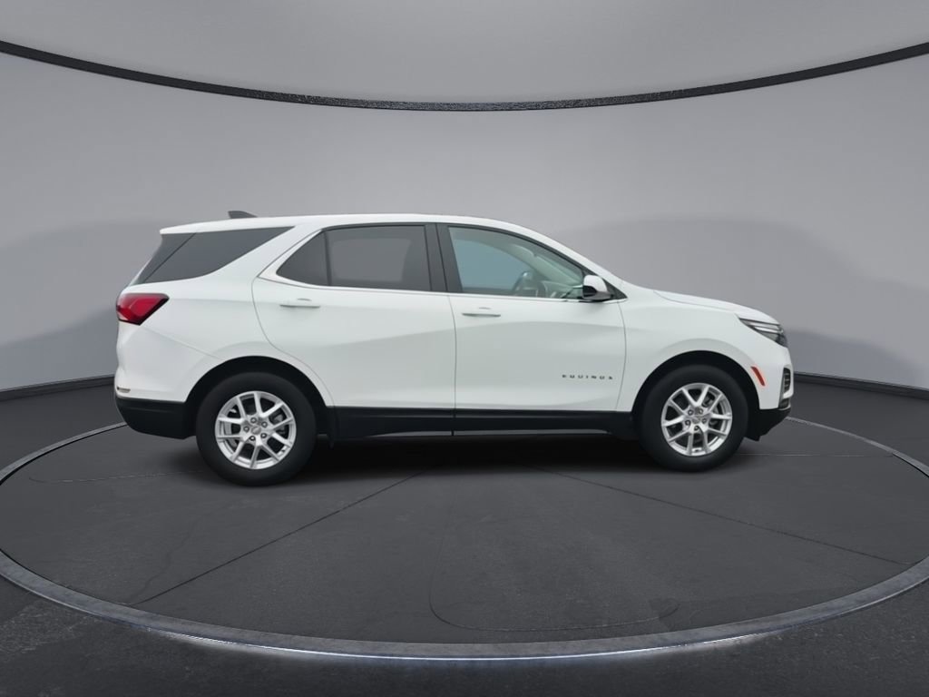 Certified 2024 Chevrolet Equinox LT FWD image 9