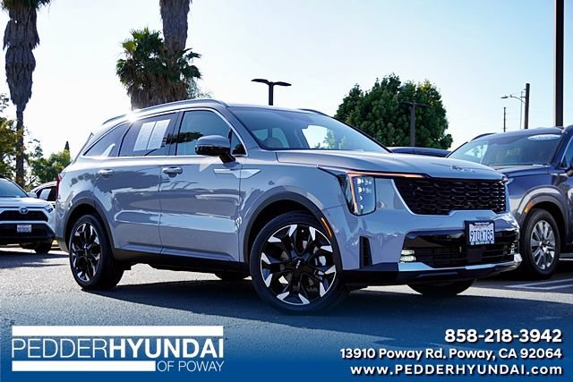 Used 2025 Kia Sorento EX w/ Panoramic Sunroof Package FWD image 1
