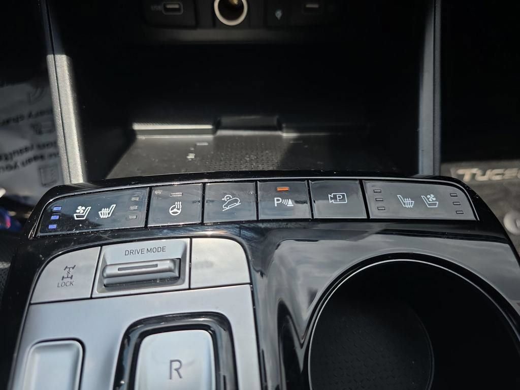 Used 2024 Hyundai Tucson Limited AWD/4WD image 28