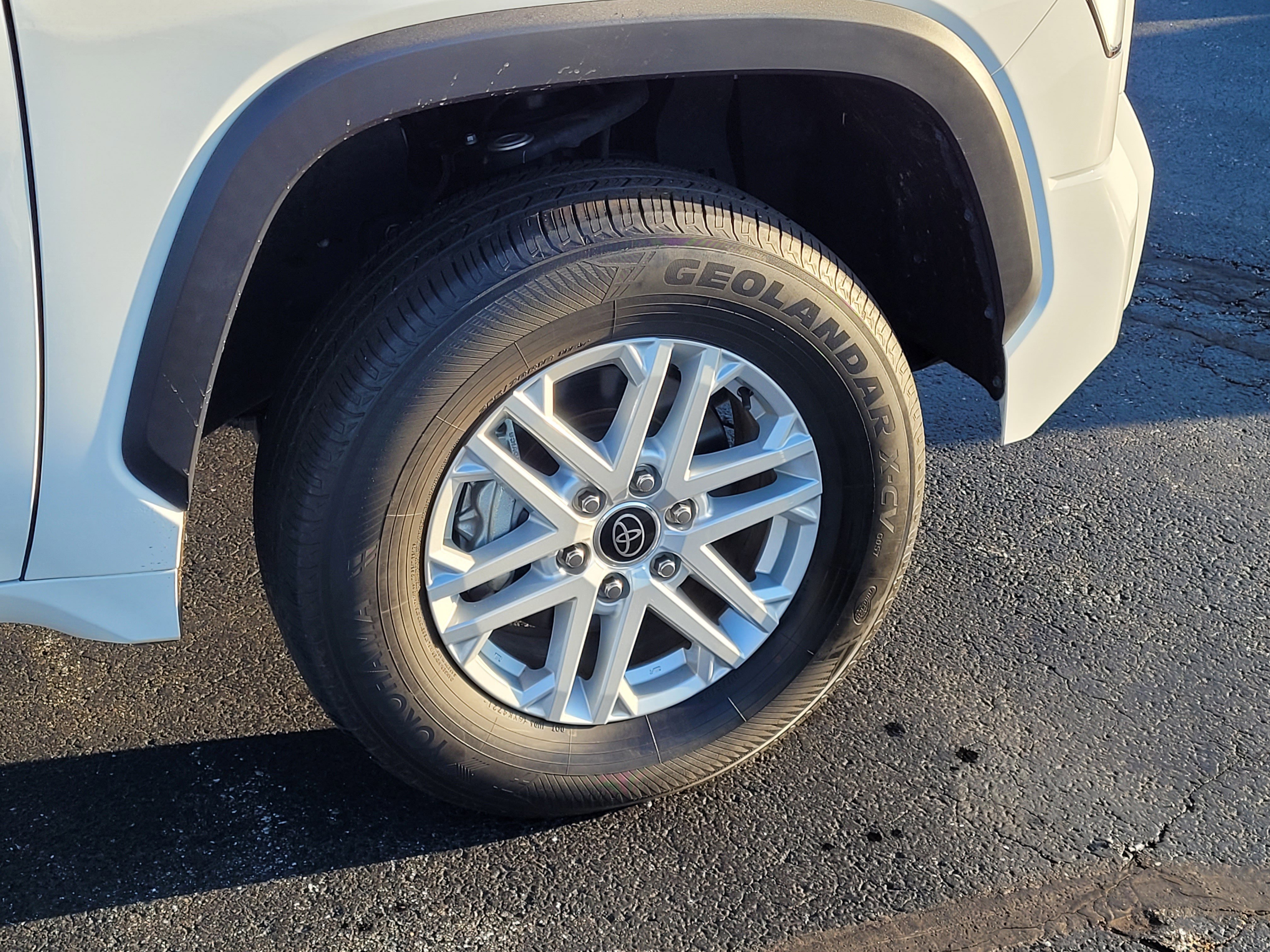 Used 2024 Toyota Tundra SR5 w/ SR5 Convenience Package image 11