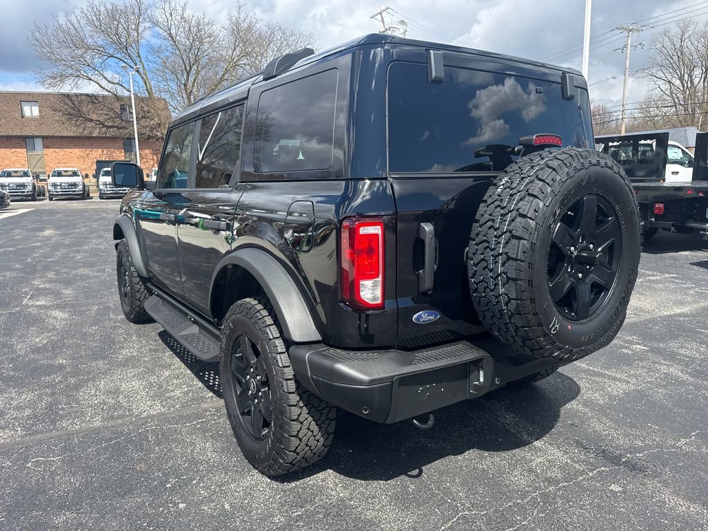 Used 2025 Ford Bronco Big Bend w/ Black Diamond Package image 9