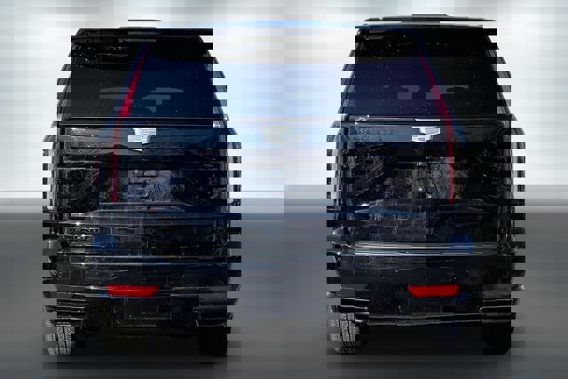 Used 2022 Cadillac Escalade ESV Sport Platinum w/ LPO, ONYX Package image 3