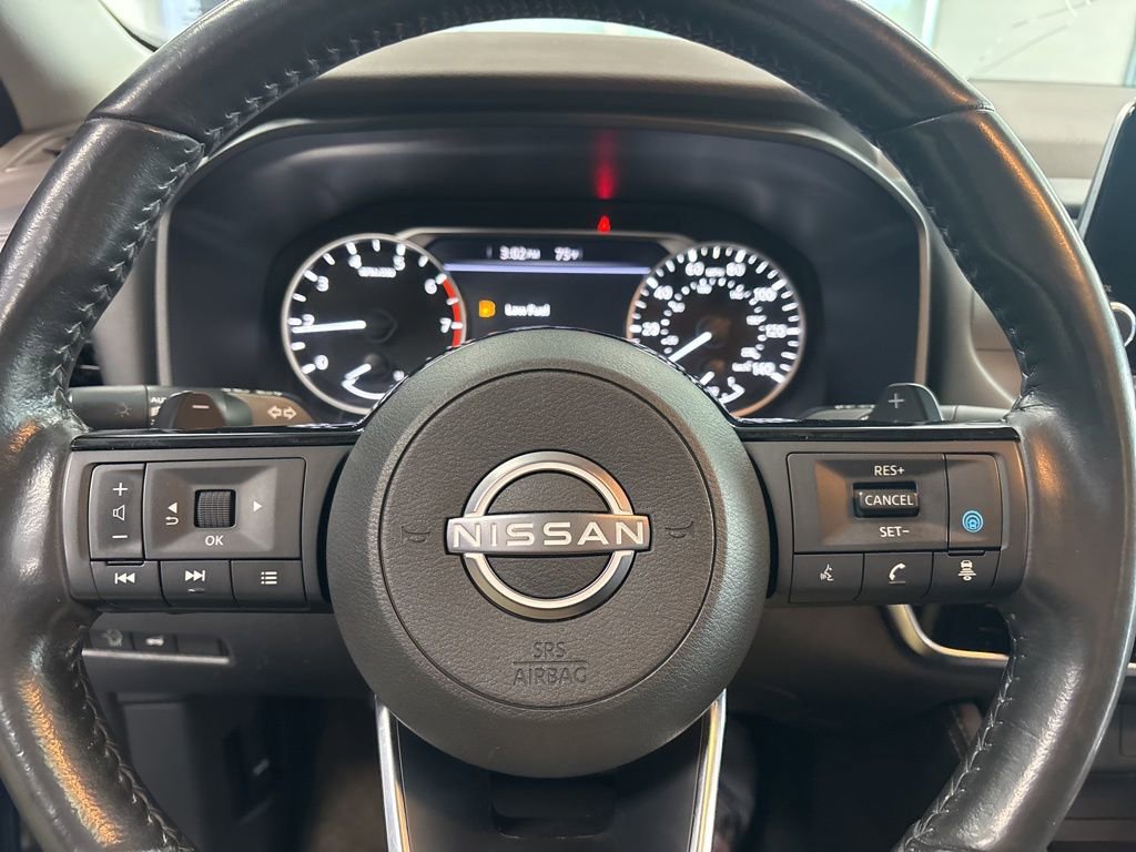 Used 2023 Nissan Rogue SL AWD/4WD image 17