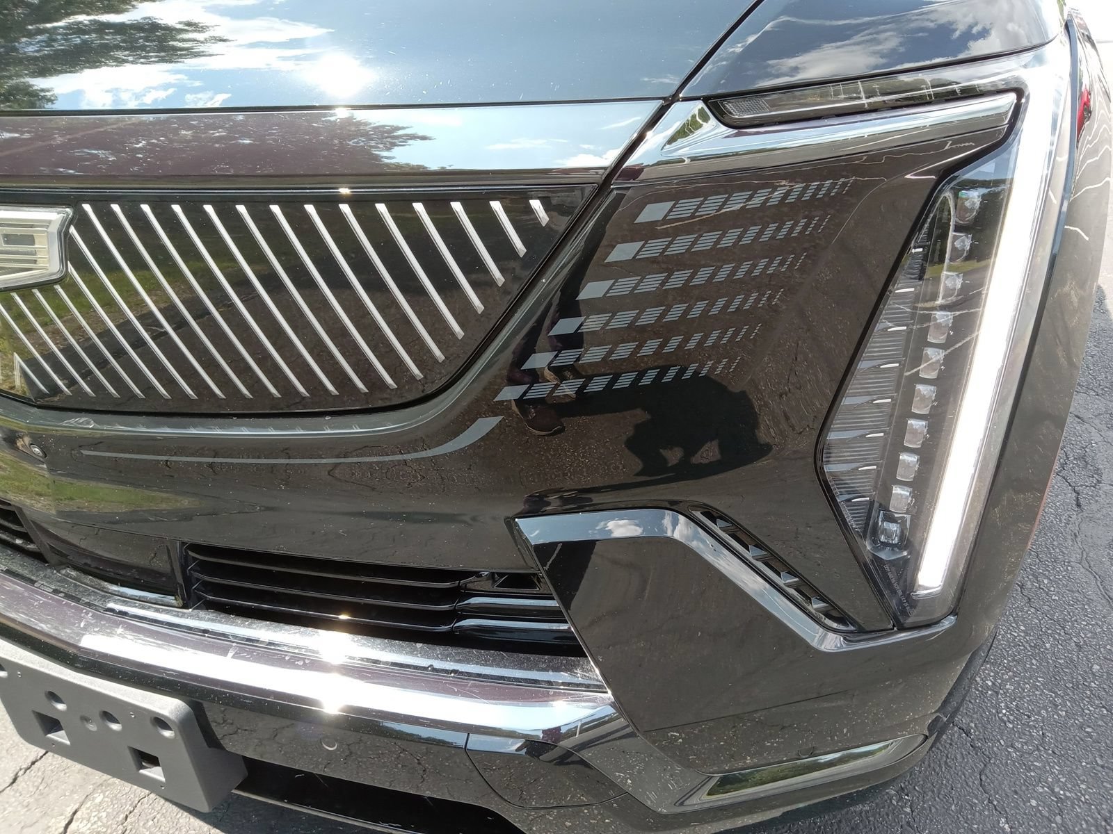 Used 2025 Cadillac Escalade IQ Sport 2 AWD/4WD image 7