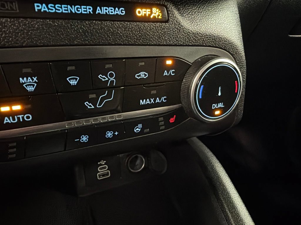 Certified 2024 Ford Escape Active AWD/4WD image 15