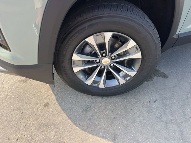 New 2026 Chevrolet Equinox LT image 32