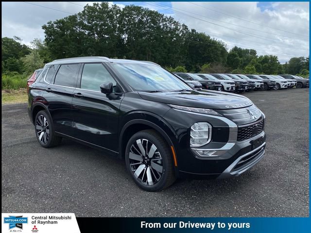 New 2025 Mitsubishi Outlander Platinum Edition