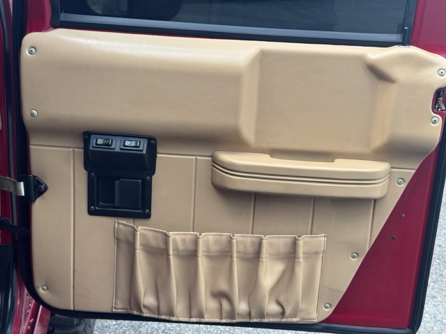 Used 2001 HUMMER H1 4-Door Open Top AWD/4WD image 23