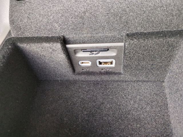 Used 2023 Cadillac XT6 Premium Luxury image 28