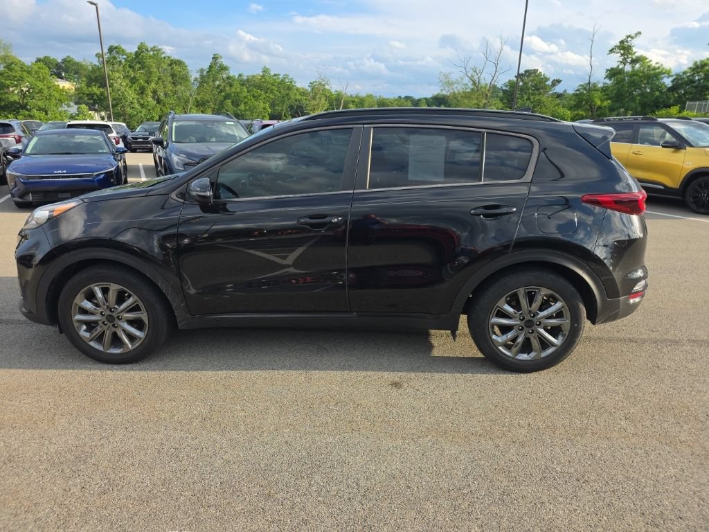 Certified 2022 Kia Sportage Nightfall Edition w/ Nightfall Fwd Premium Package image 4