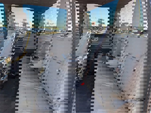 Used 2025 GMC Sierra 1500 SLT image 27