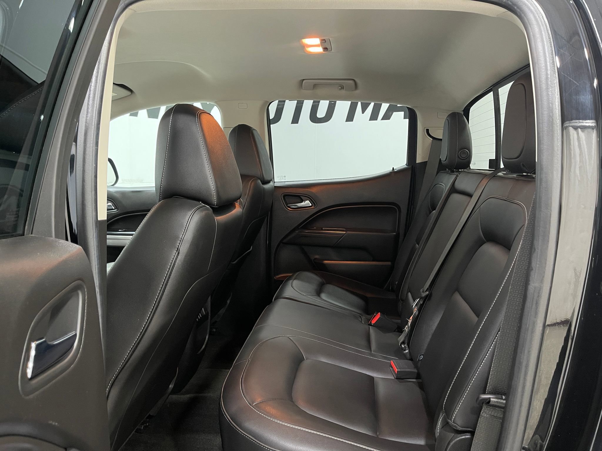 Used 2018 Chevrolet Colorado ZR2 image 27