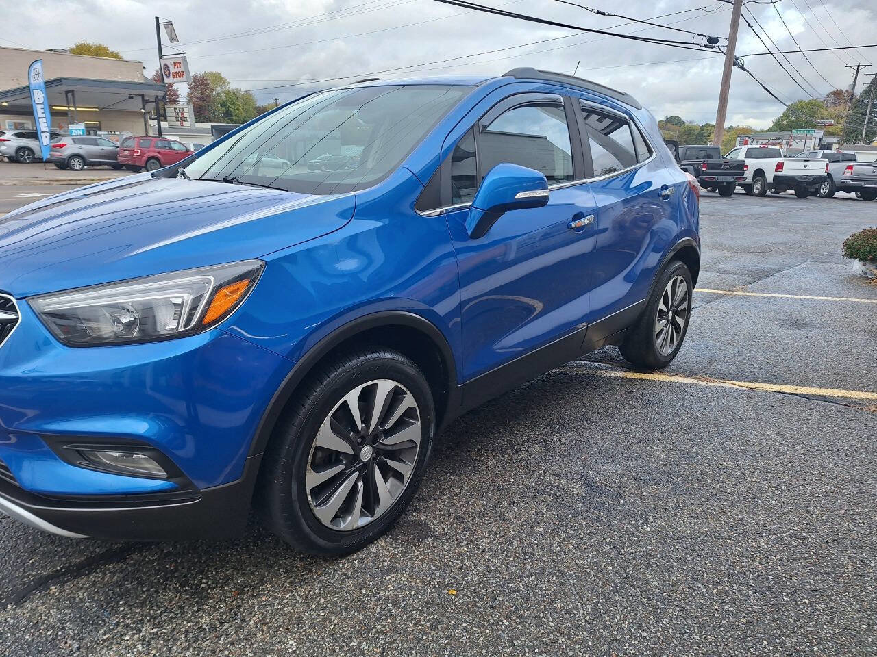 Used 2017 Buick Encore Preferred image 4