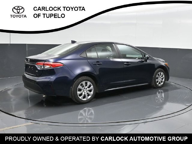 Used 2026 Toyota Corolla LE FWD image 3