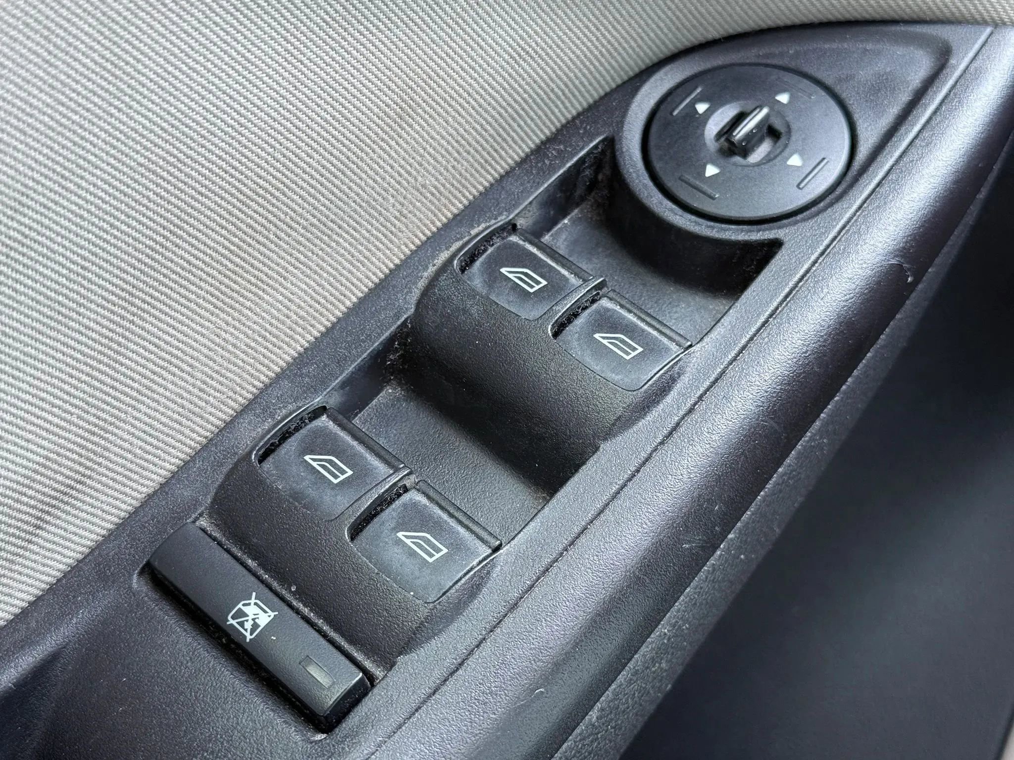 Used 2012 Ford Focus SE image 24