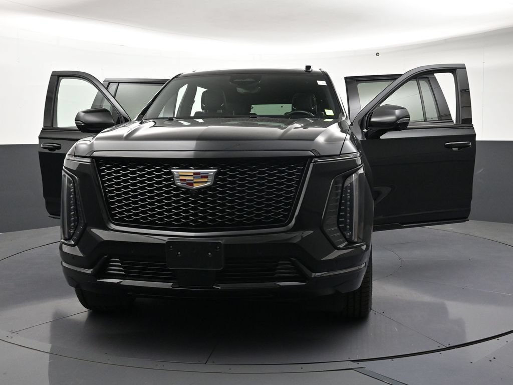 Used 2025 Cadillac Escalade ESV Sport w/ LPO, Floor Liner Package AWD/4WD image 38