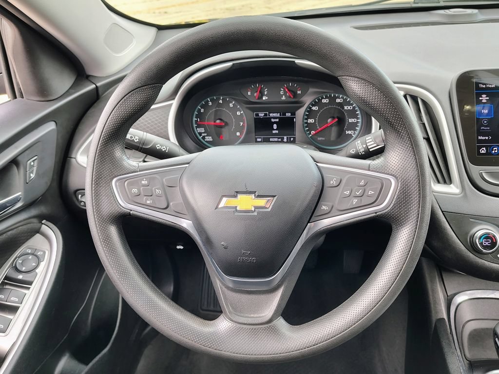 Used 2022 Chevrolet Malibu LT FWD image 29