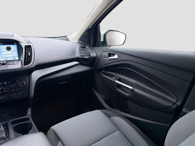 Used 2019 Ford Escape SE image 22