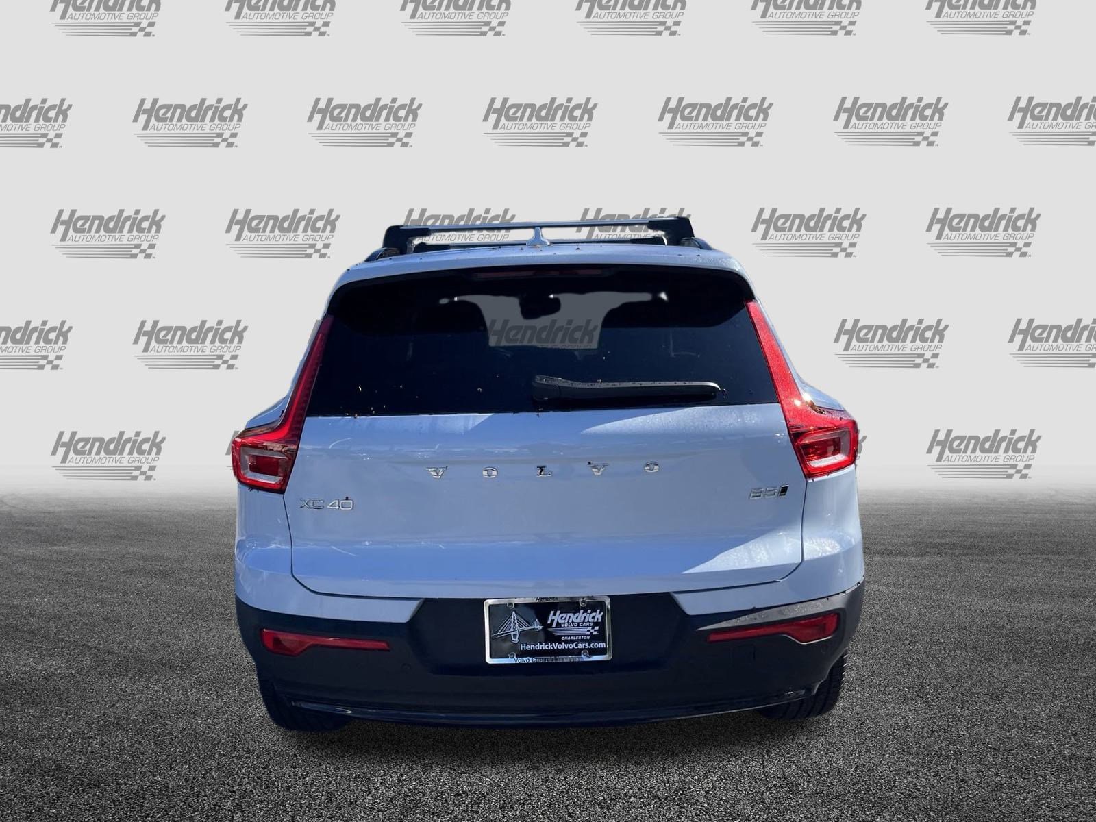 New 2025 Volvo XC40 B5 Ultra w/ Protection Package Premier image 8