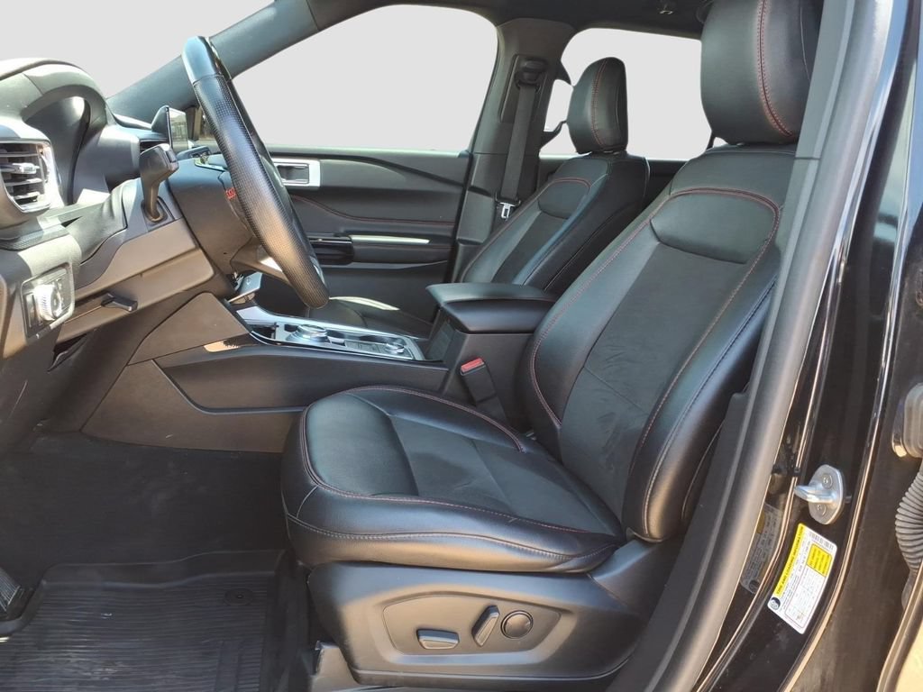 Used 2022 Ford Explorer ST-Line AWD/4WD image 23