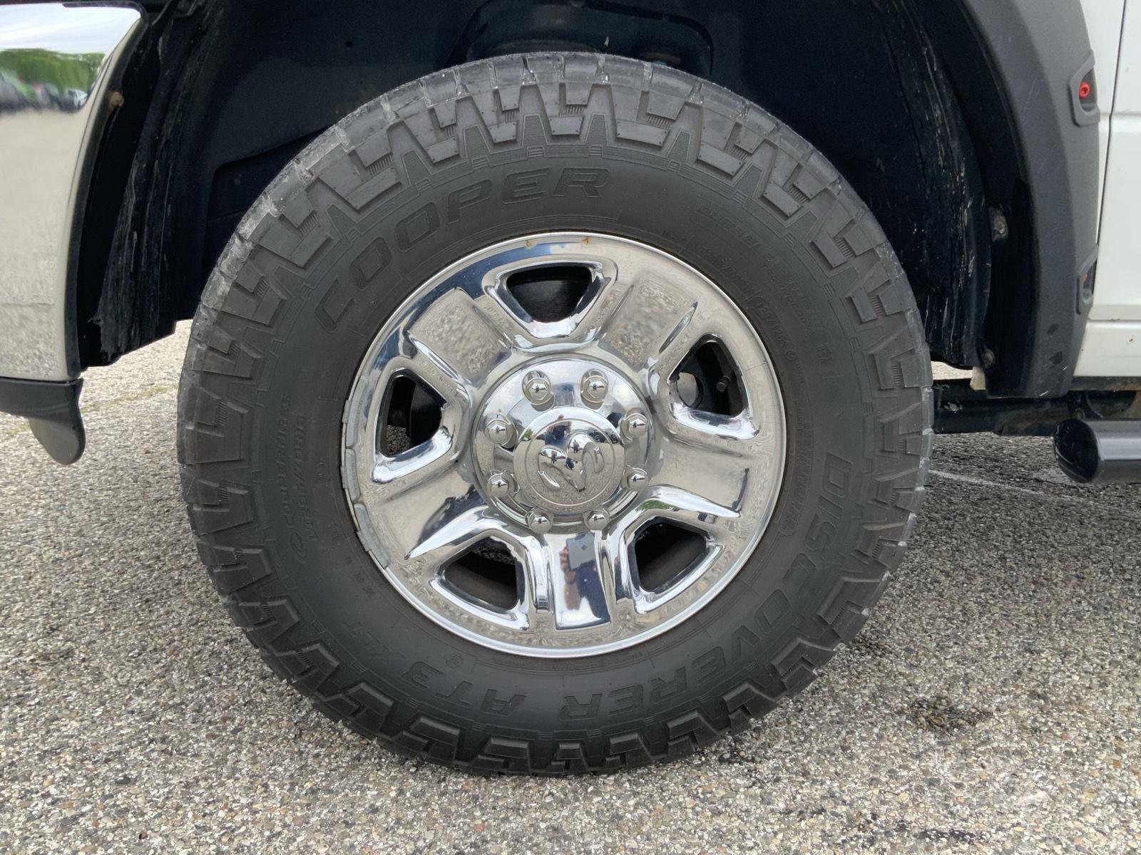 Used 2015 RAM 2500 SLT AWD/4WD image 16