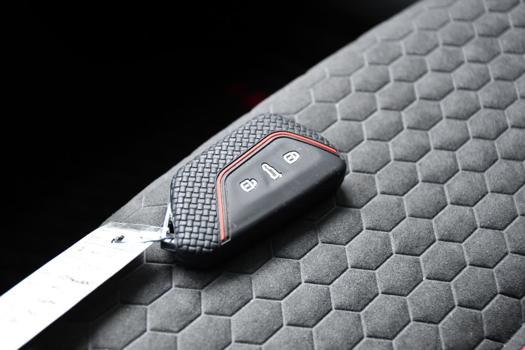 Used 2025 Volkswagen GTI SE FWD image 30