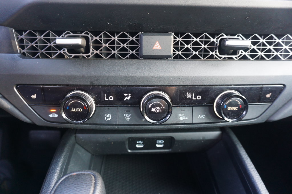 Used 2023 Honda Accord EX image 12