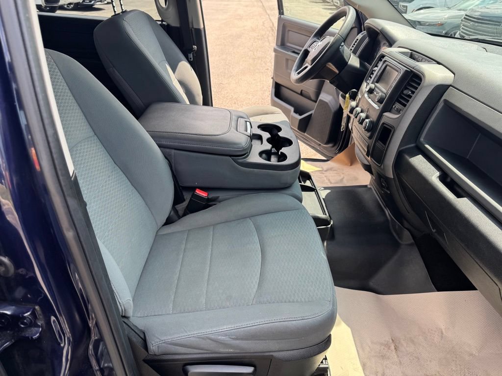 Used 2017 RAM 1500 Express w/ Express Value Package AWD/4WD image 18